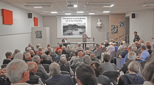 Une salle complète